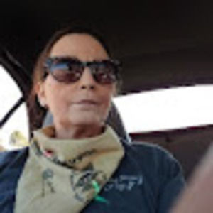 Meet your Posher, Janis